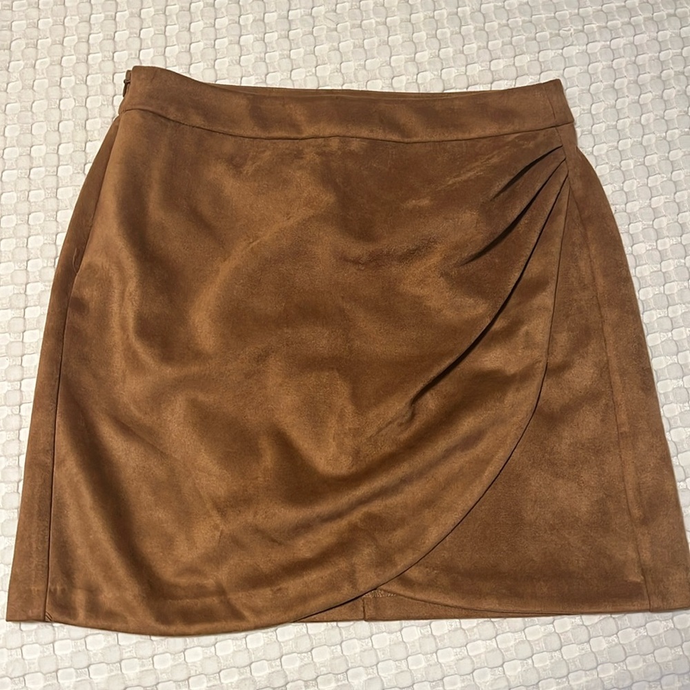 Vero Moda Donnadina Faux Suede Drapy Skirt | NWT | Size M